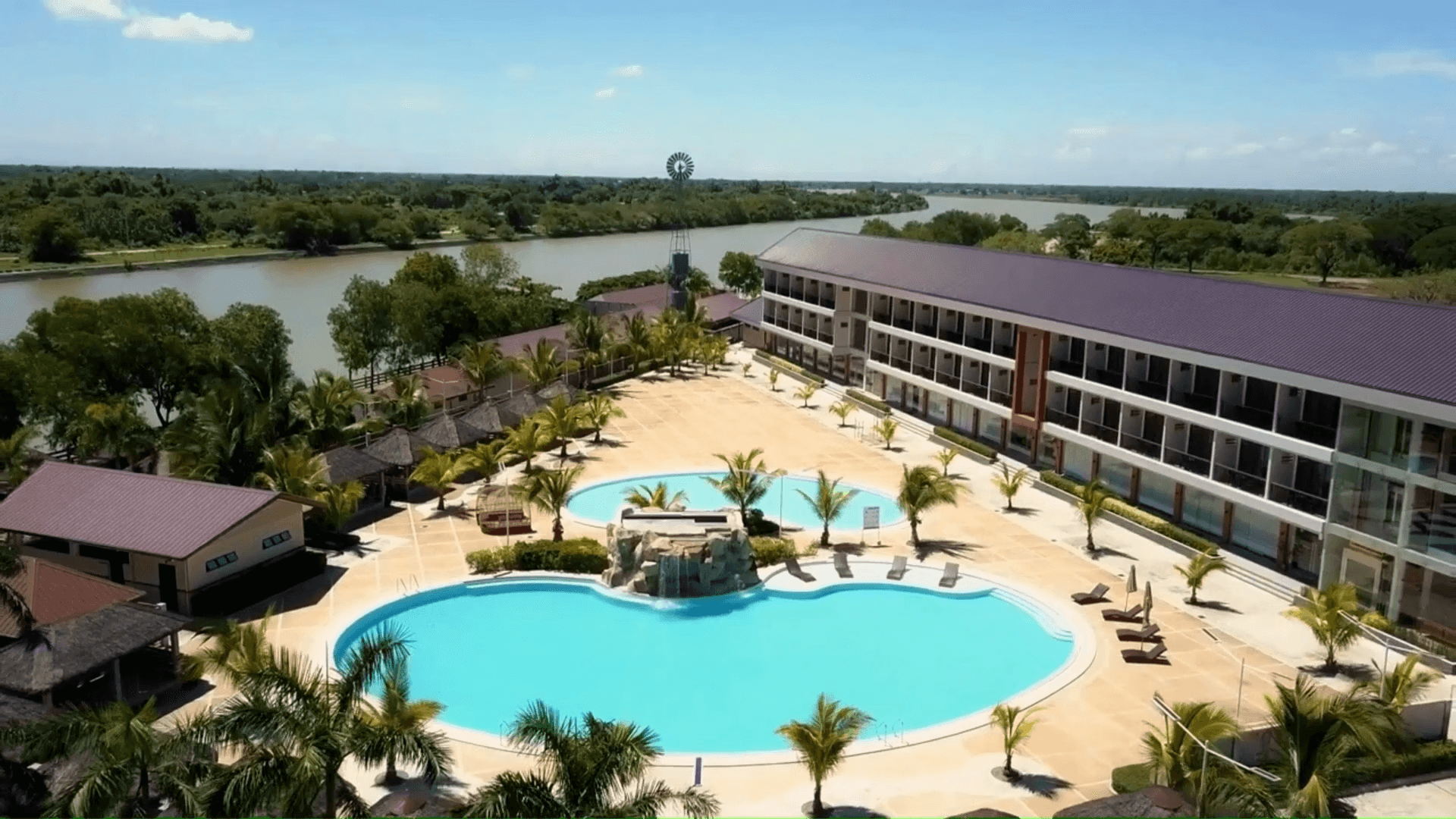 River Palm Hotel and Resort